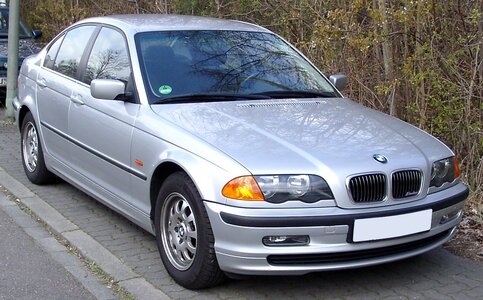 bmw-serii-3-e46-autobaza.jpg